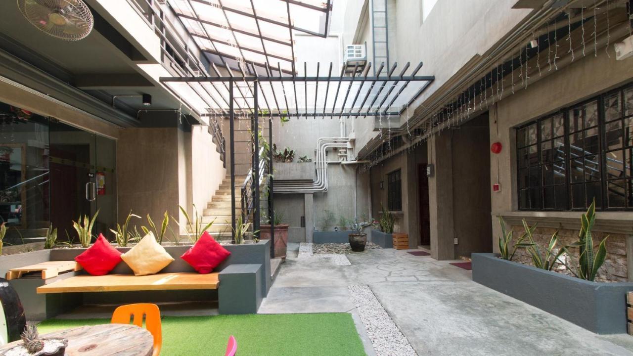 Reddoorz Plus @ Taft North Mandurriao Iloilo City Exterior photo