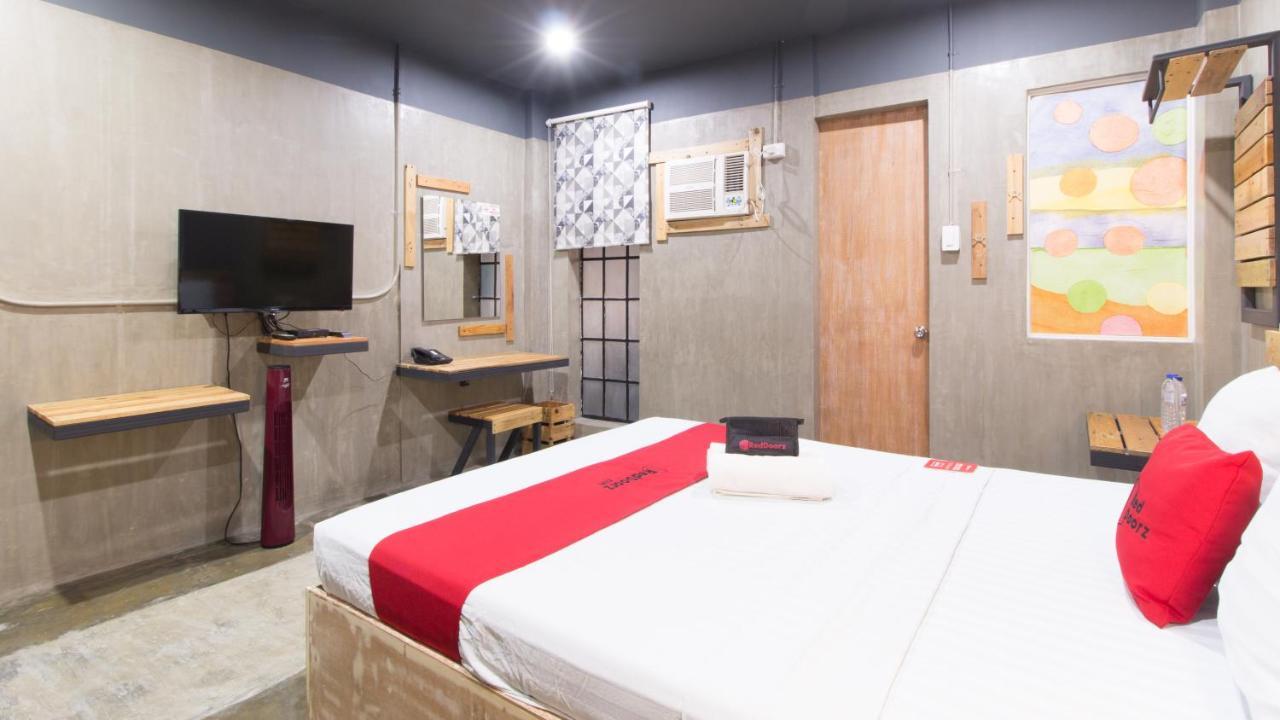 Reddoorz Plus @ Taft North Mandurriao Iloilo City Exterior photo